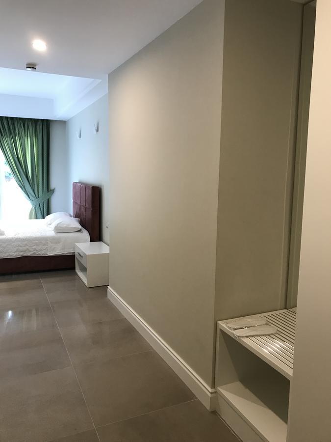 Jurgen Resort Тирана Екстер'єр фото